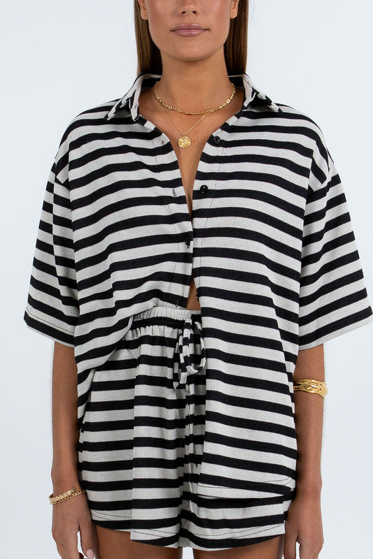 Quinlan Set - Black Stripe