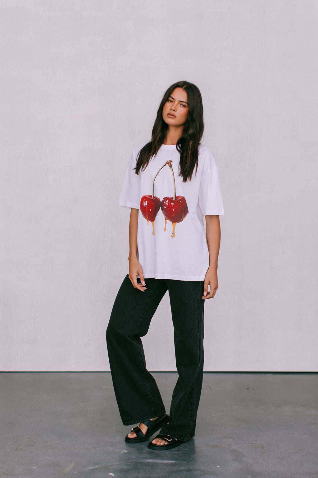 Come Get Me Honey Tee White