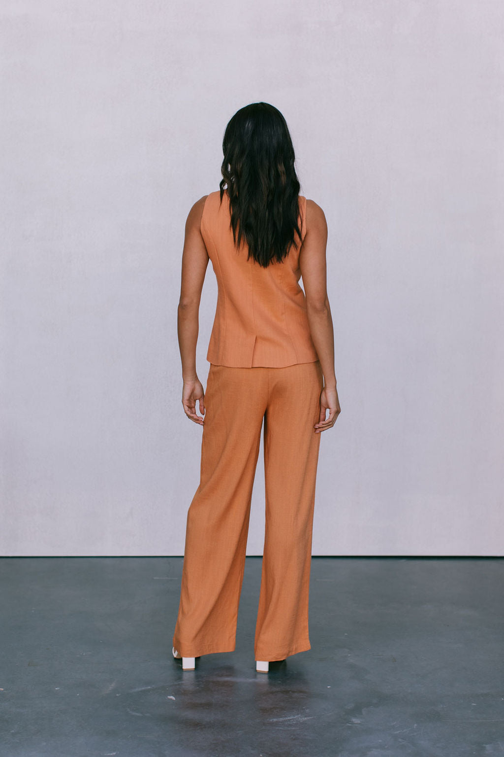 Virgo Linen Vest Rust