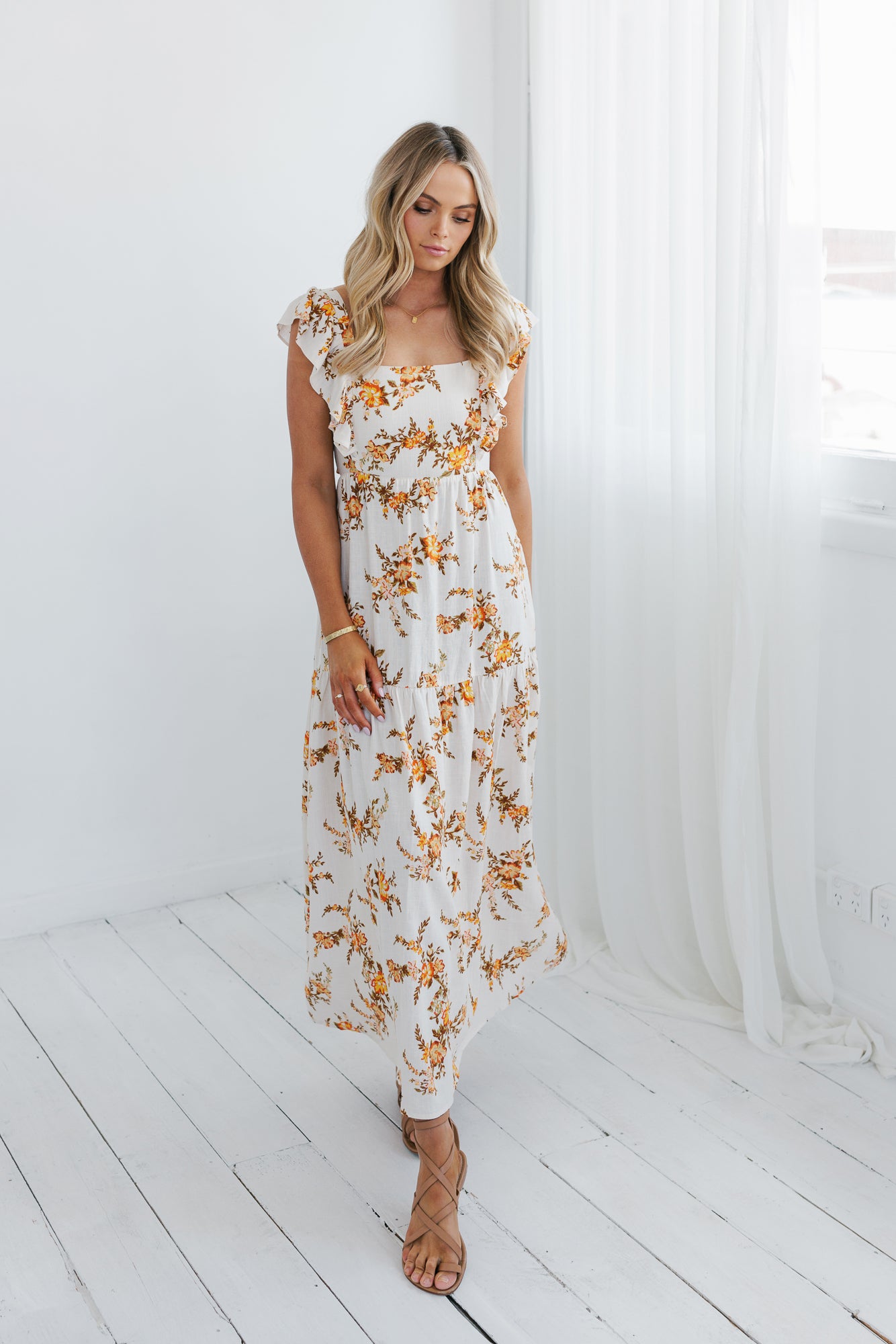 Evvai Dress - Cream/Peach Floral