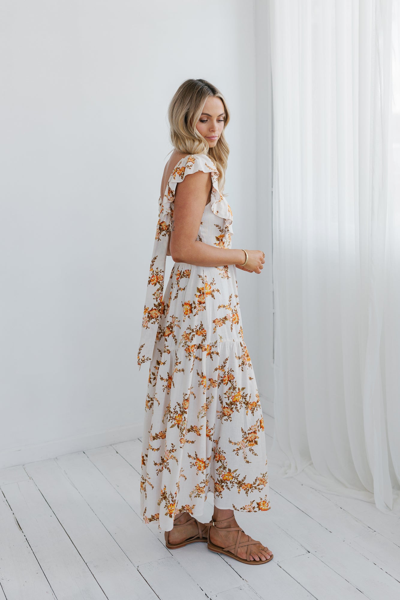 Evvai Dress - Cream/Peach Floral