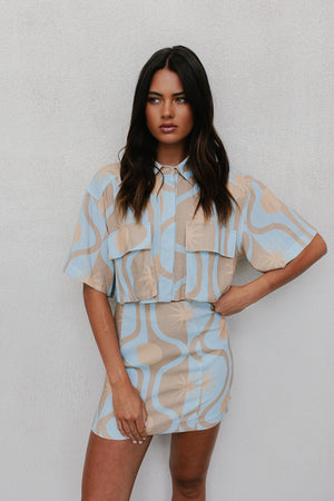 COMING SOON - La Luce Top - Blue/Tan Sun Print