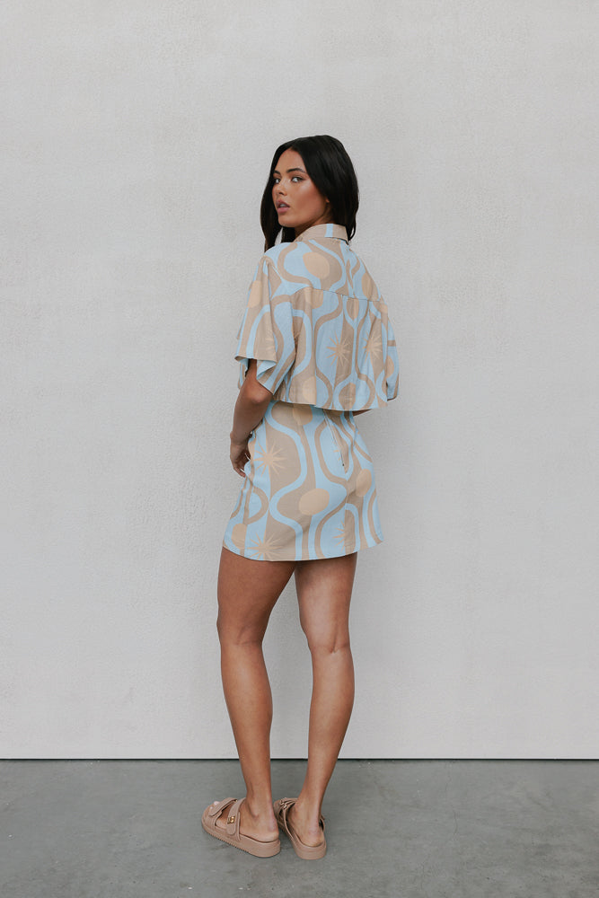 Esimio Cropped Shirt Blue Sun Print