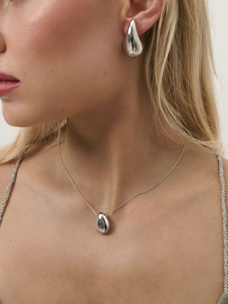 Daria Earrings Silver