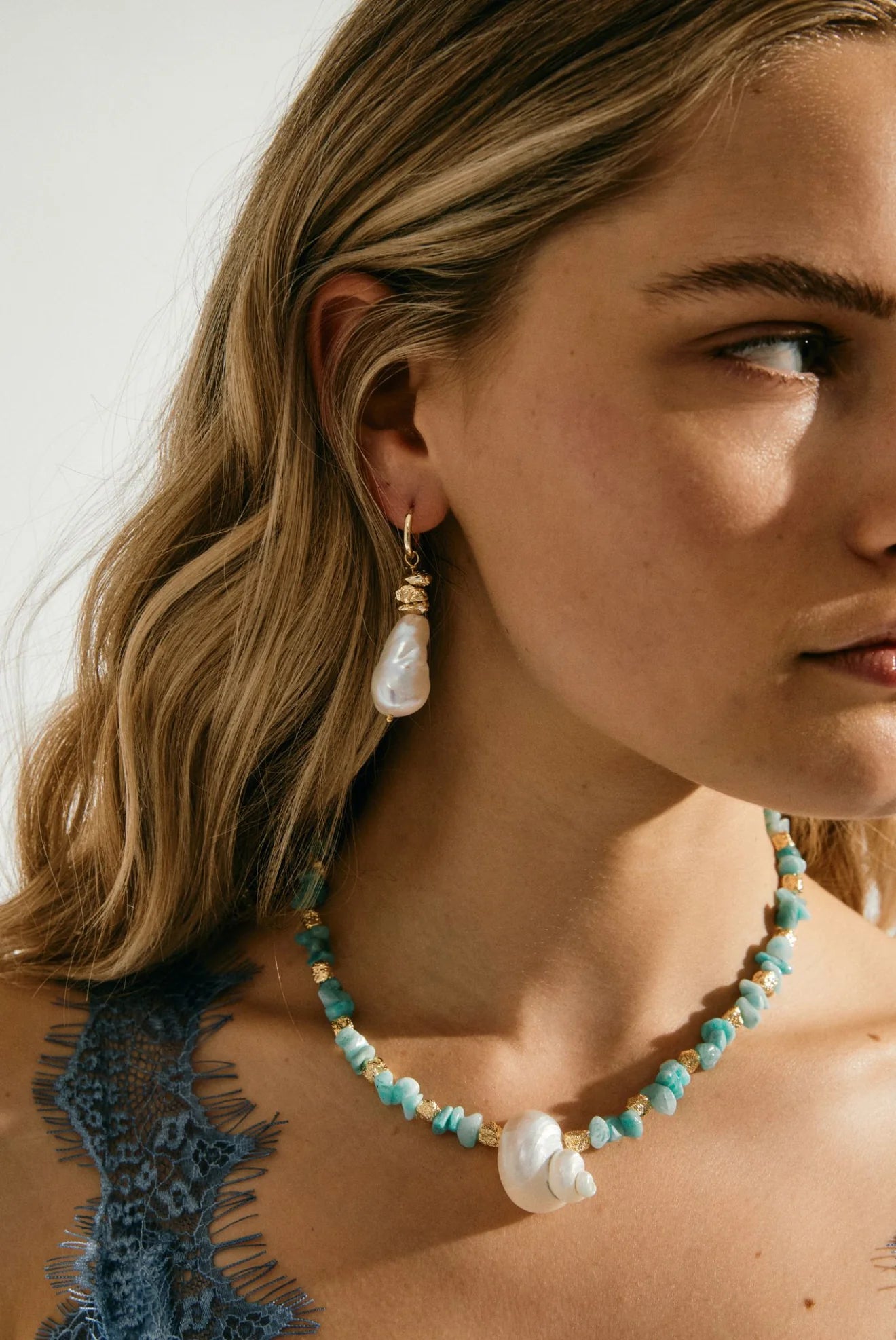Jewel Earrings Gold Pearl