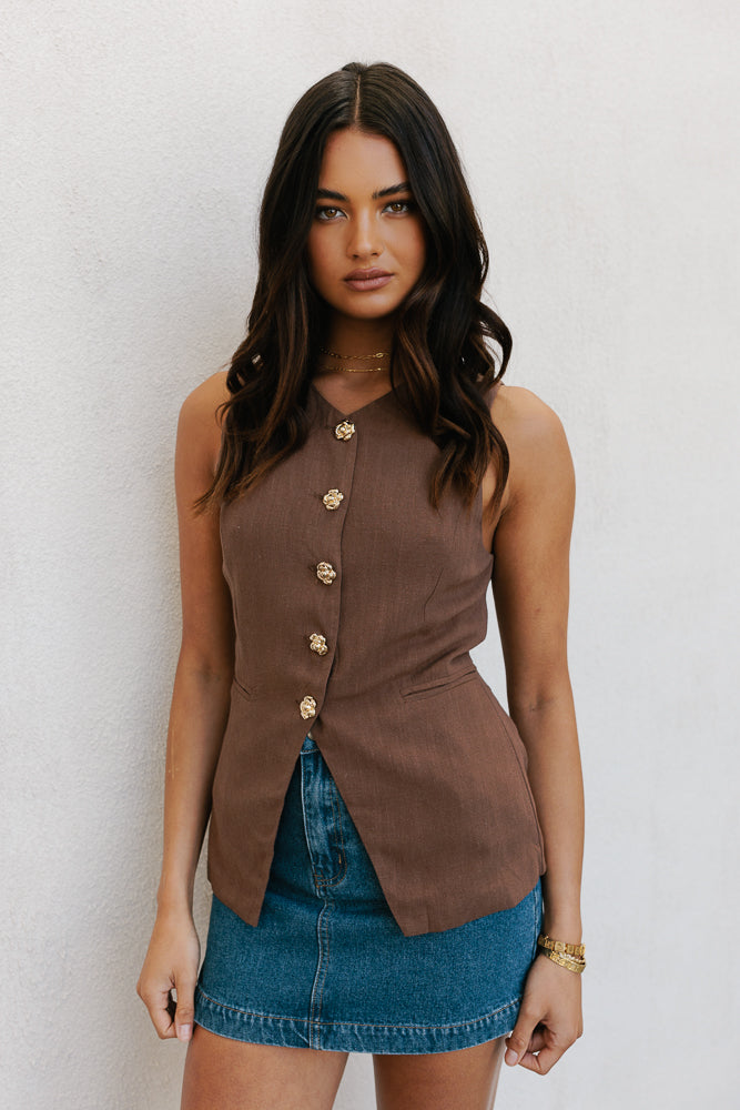Finch Vest Chocolate