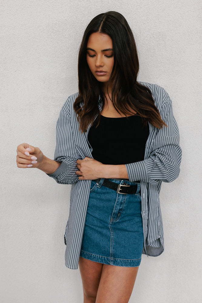 Harrie Top Charcoal Pinstripe