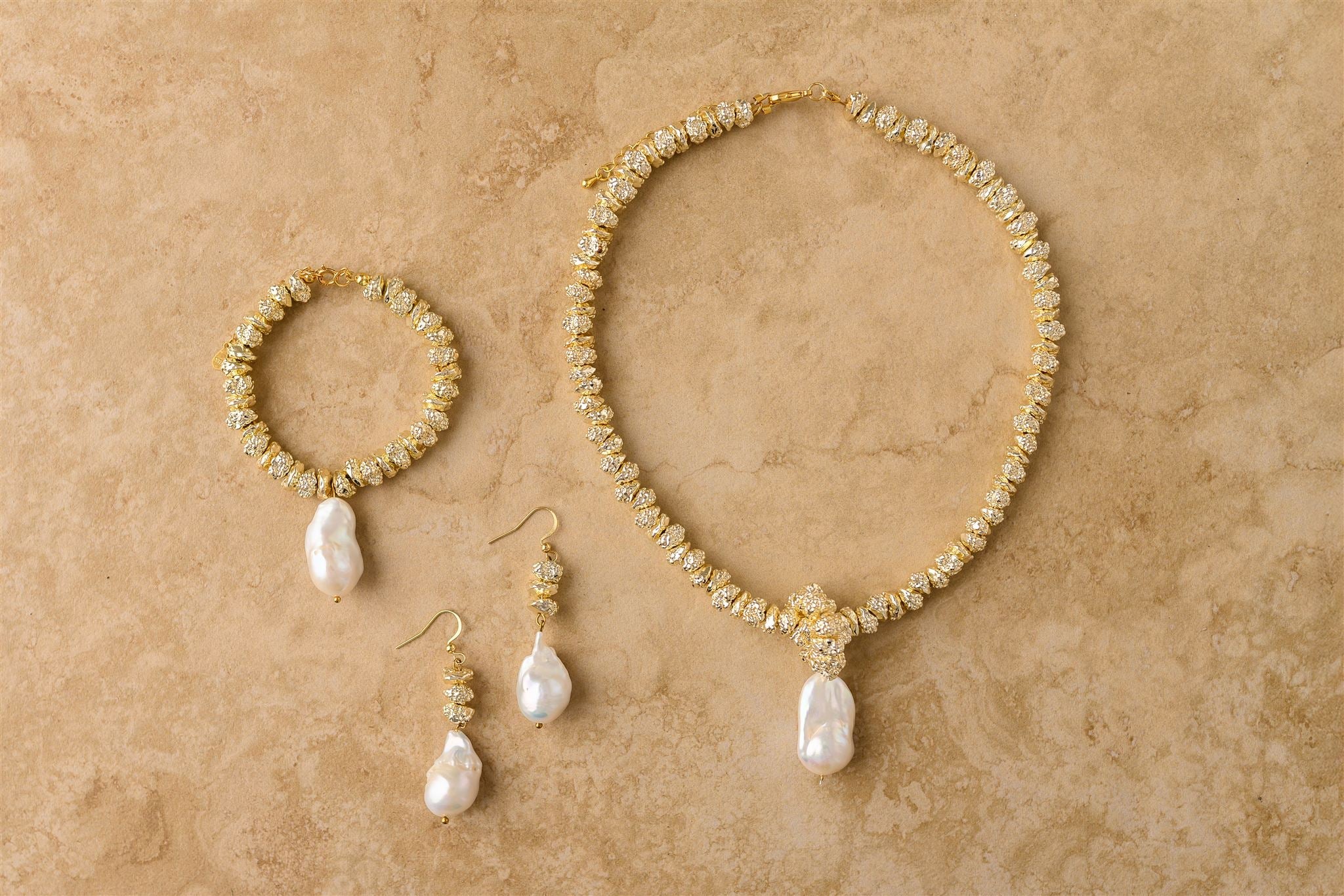 Jewel Earrings Gold Pearl