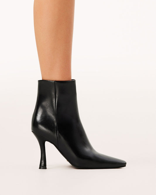 Fayda Ankle Boots - Black Shine