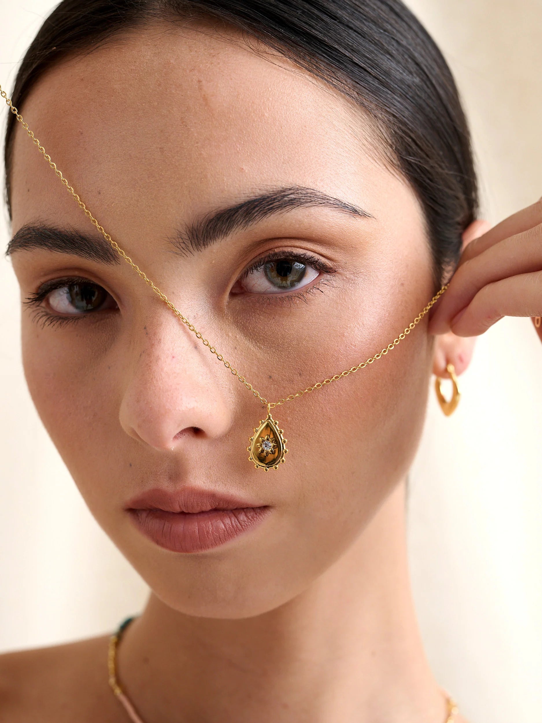 Paisley Necklace Gold