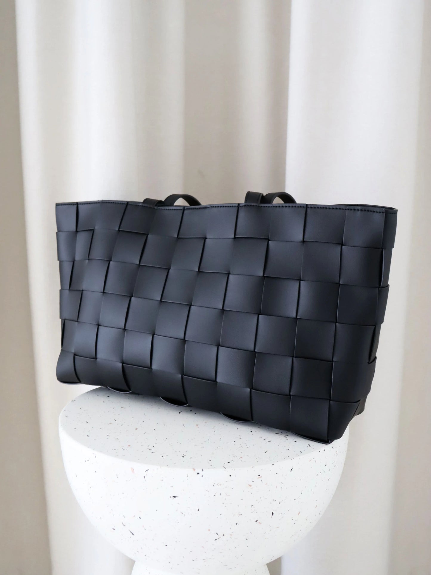 Nelly Woven Tote Bag - Black