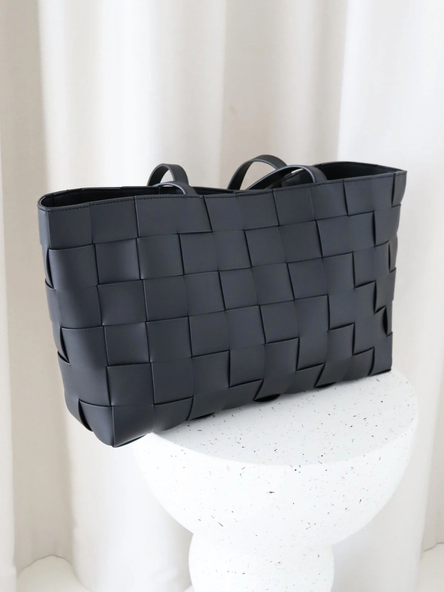 Nelly Woven Tote Bag - Black