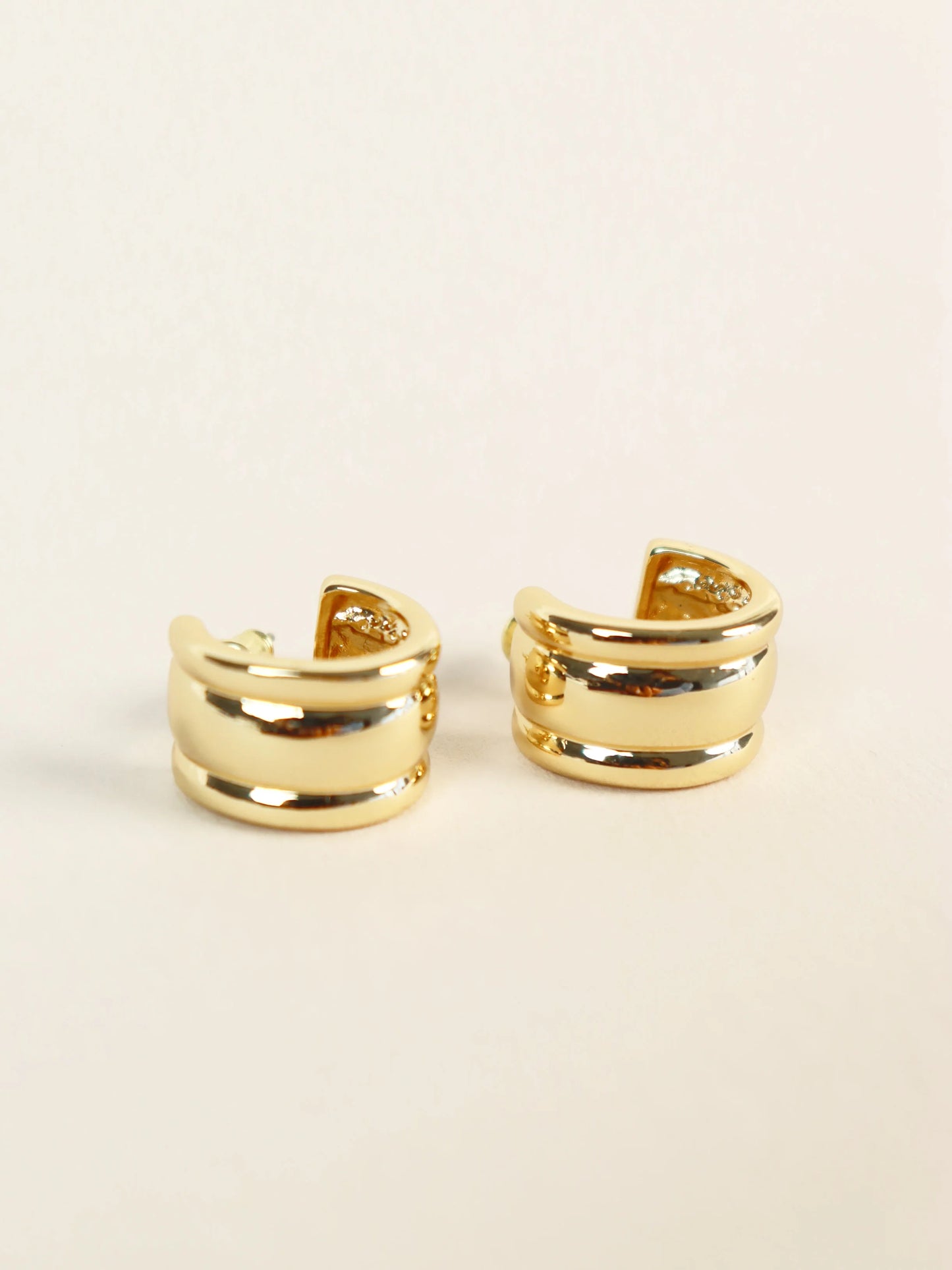 Kaia Hoop Earrings - Gold