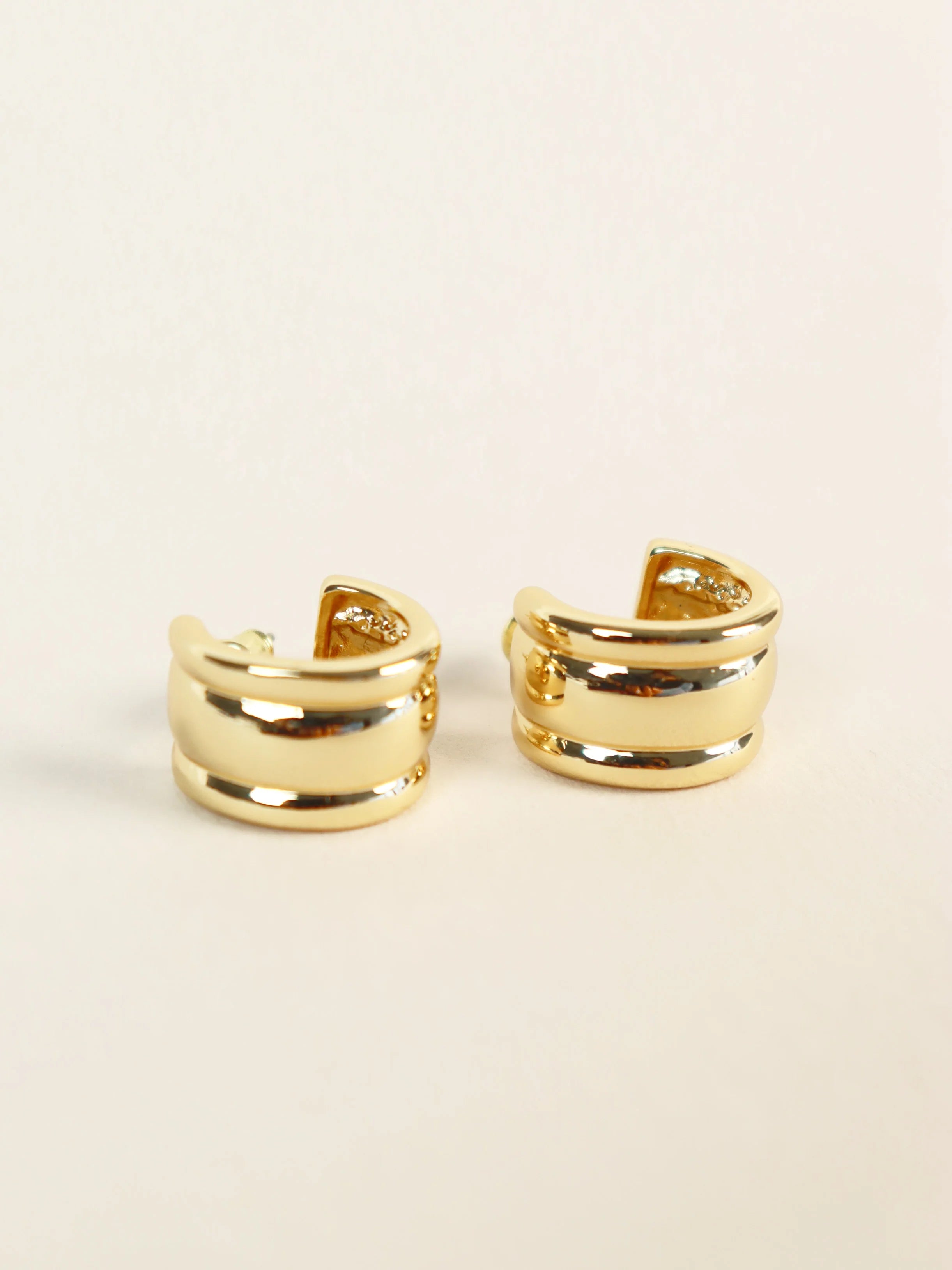 Kaia Hoop Earrings Gold