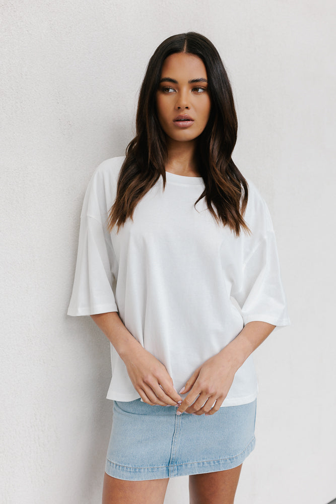Larnie Tee - White