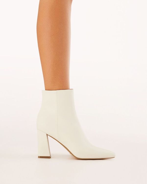 Indeera Ankle Boots Bone
