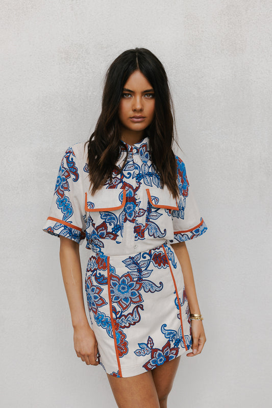 Aprire Mini Skirt - Cream/Blue Paisley Print