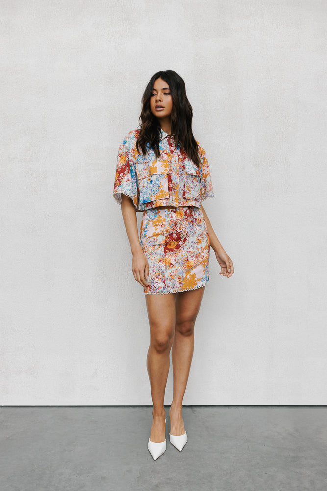 Esimio Cropped Shirt Bloom Floral Print