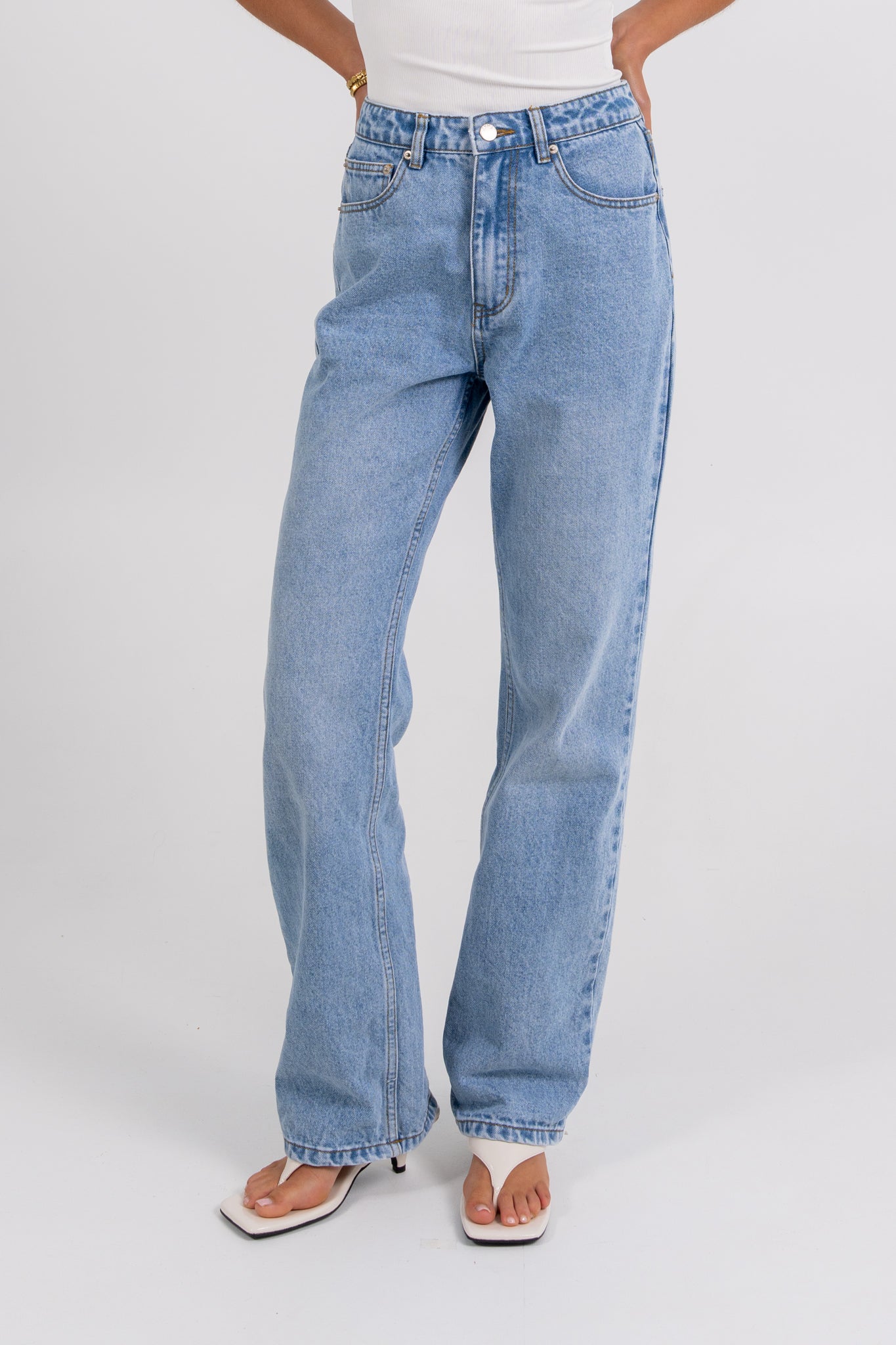 Embley Slim Leg Jean Light Vintage