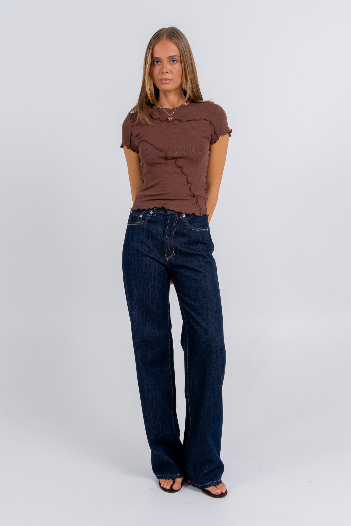 Whitney Top Chocolate