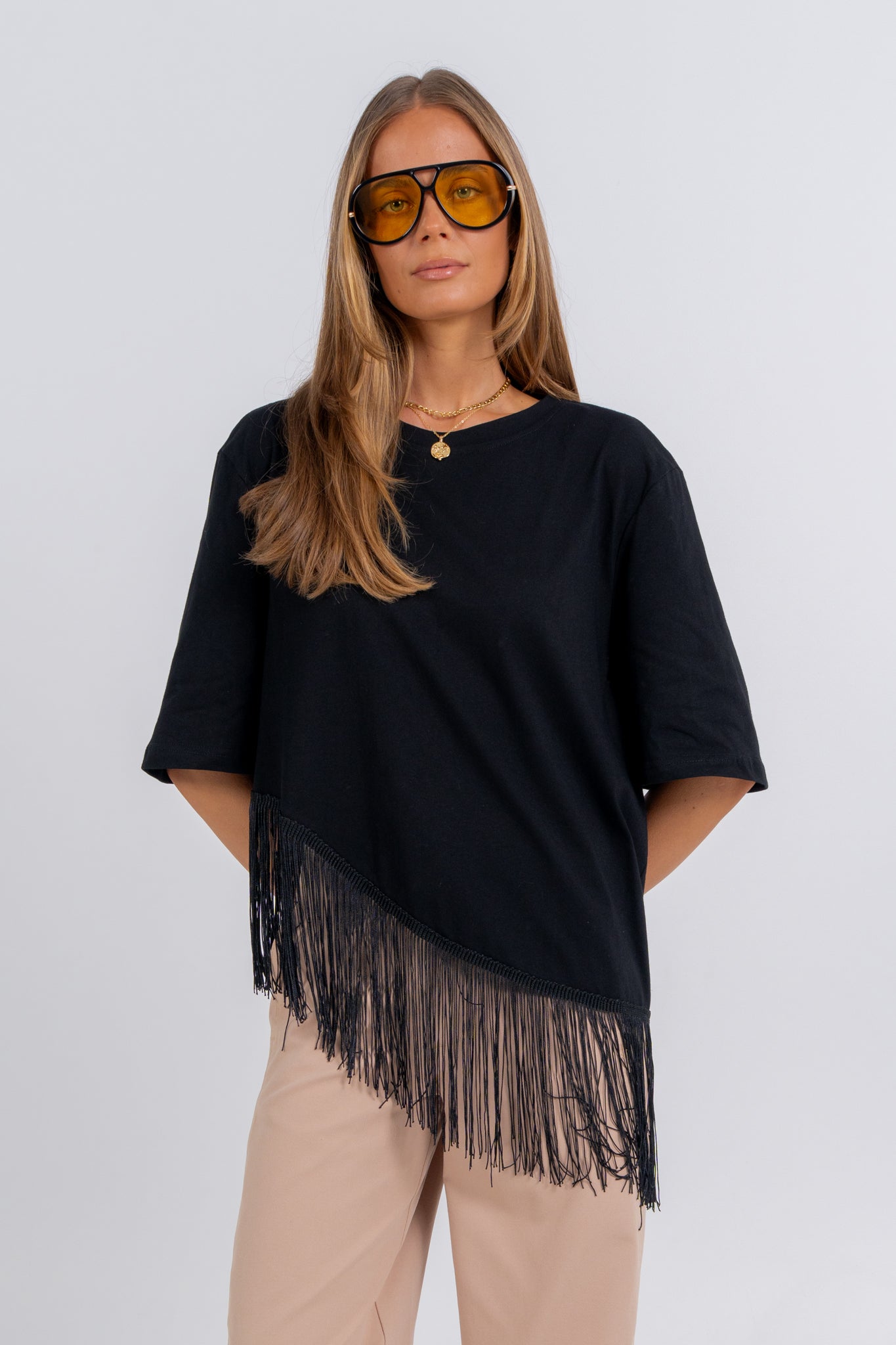 Daphne Tee Black