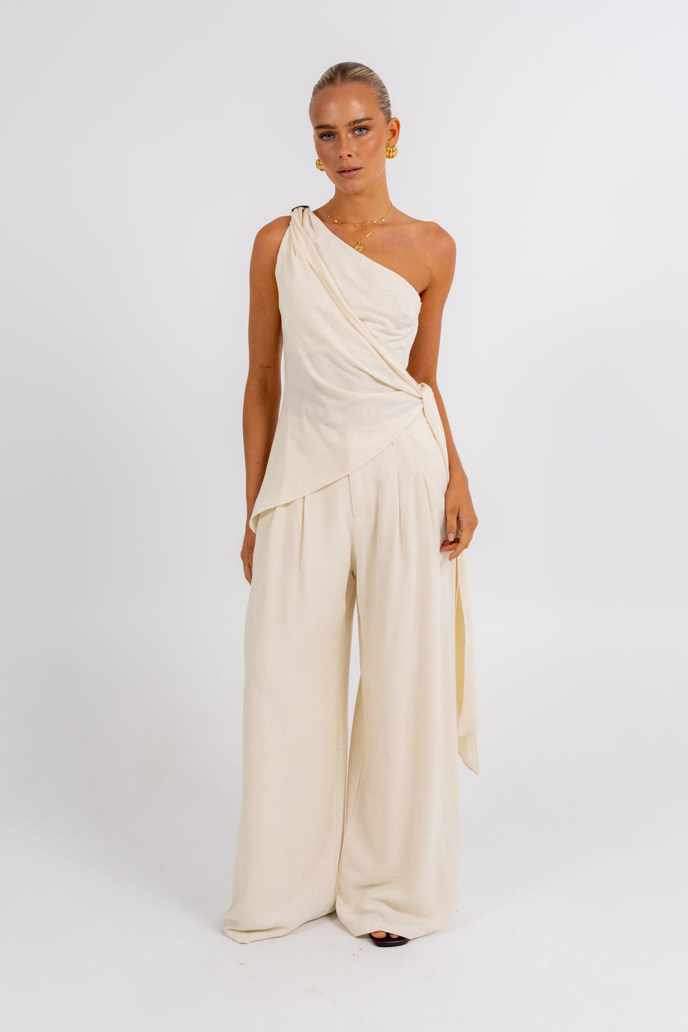 Freya Set Cream