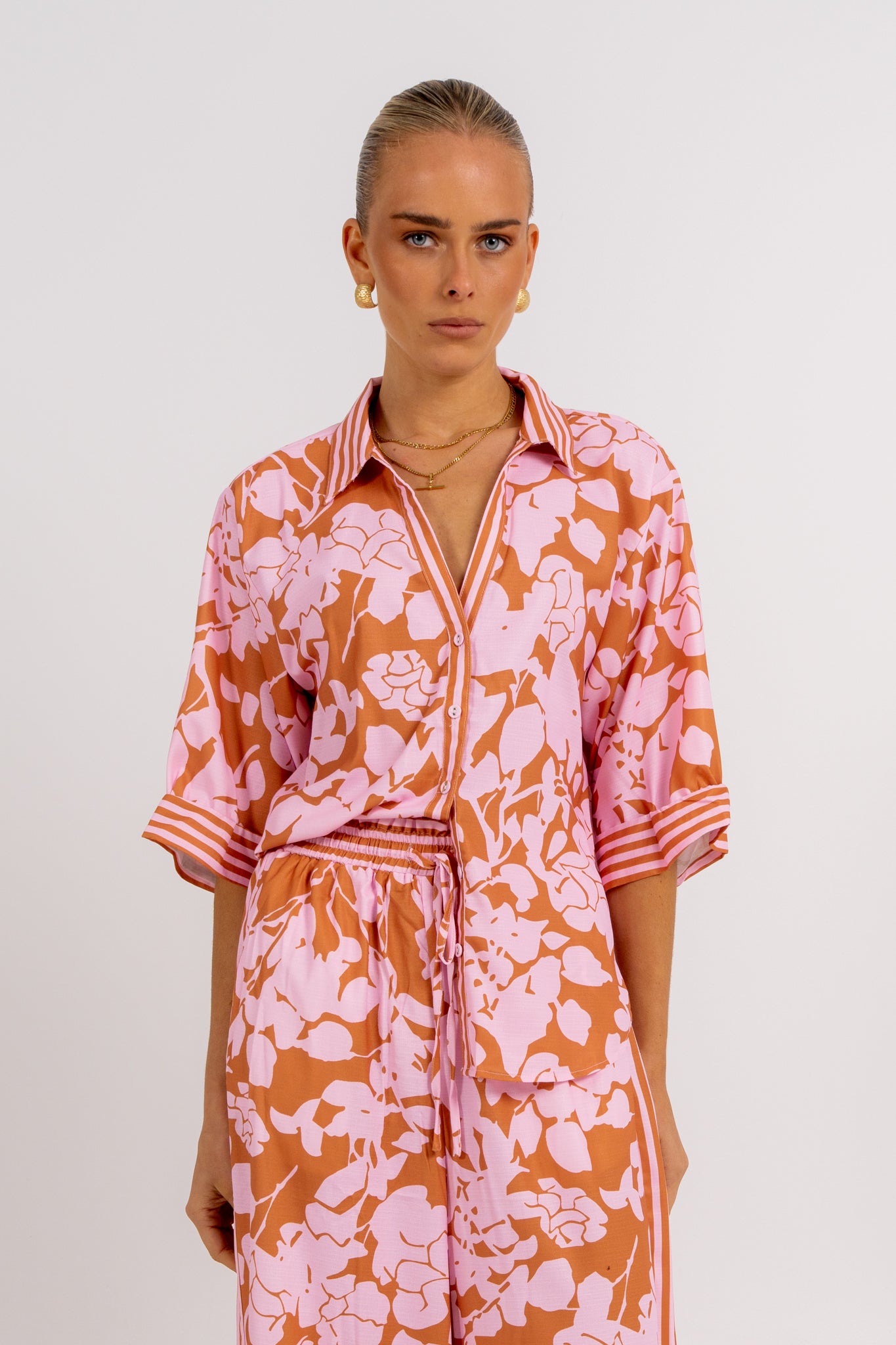 Tripoli Set Tan Floral