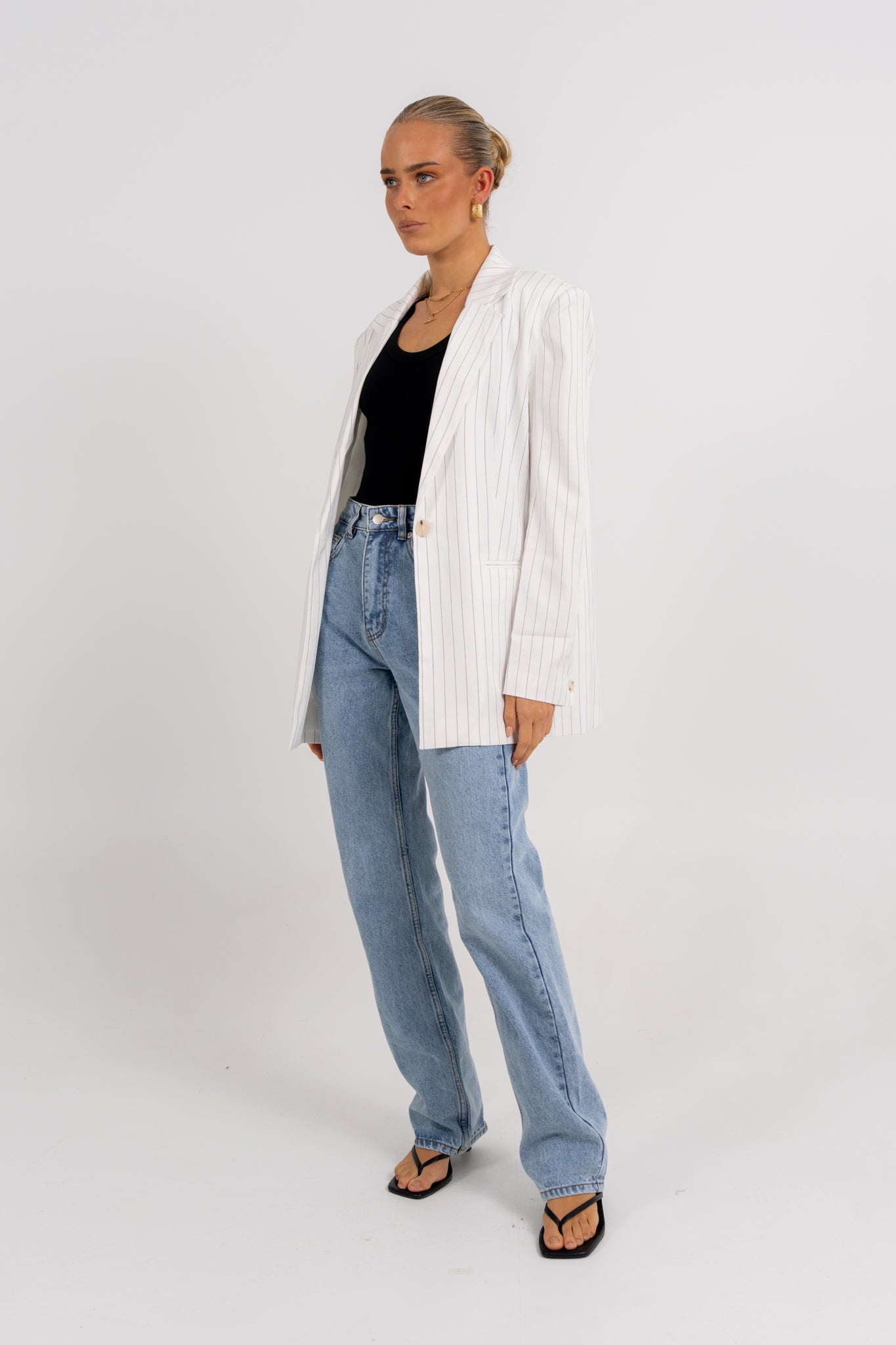Quade Blazer White Pinstripe