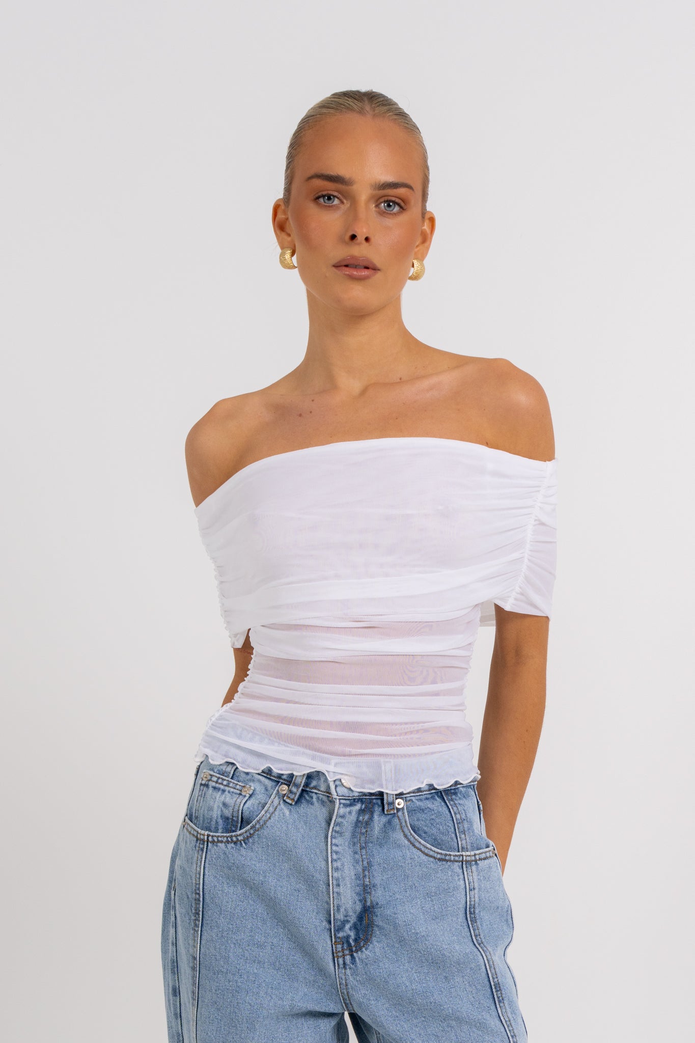 Penie Off-the-shoulder Top White