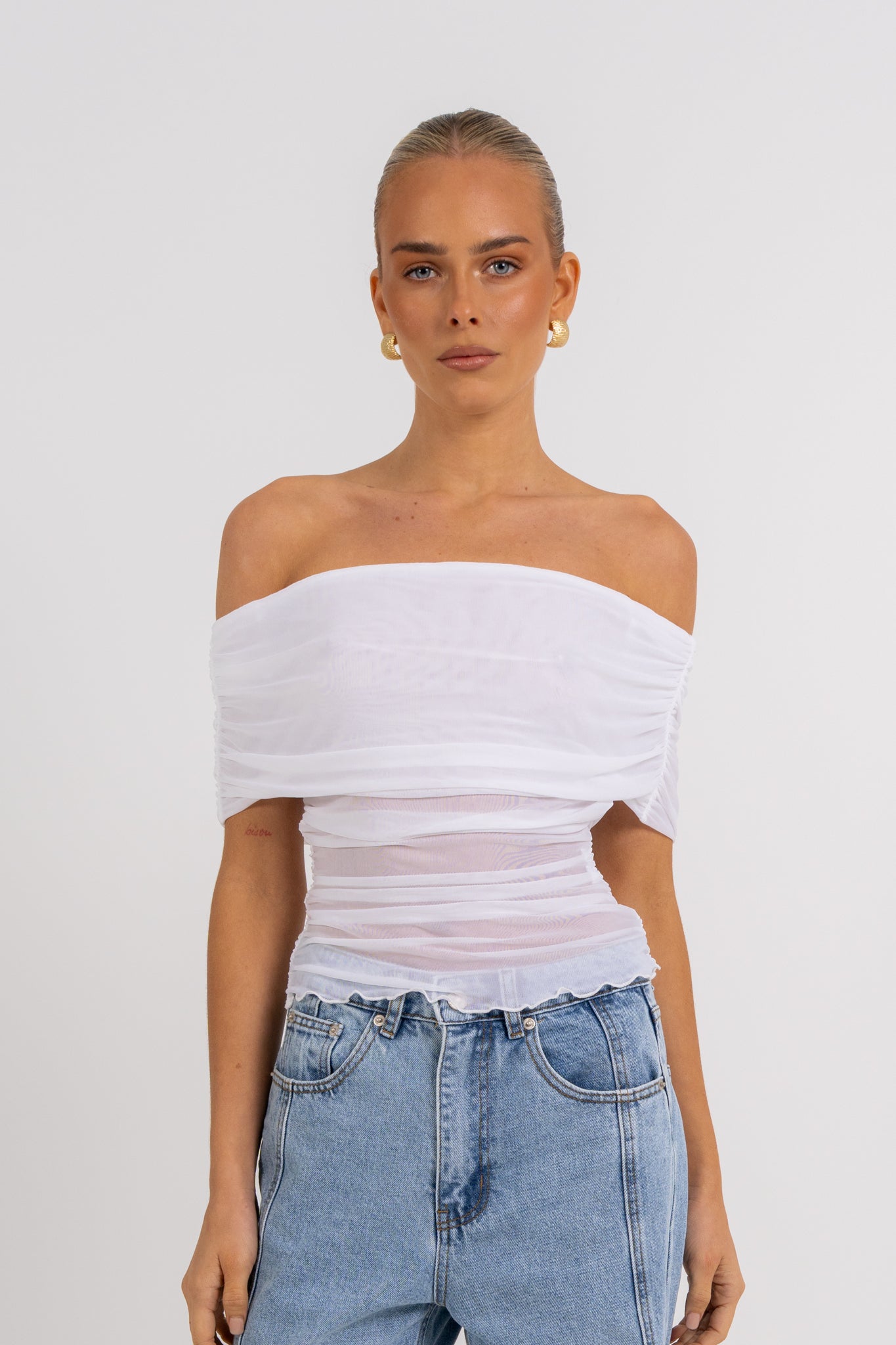 Penie Off-the-shoulder Top White