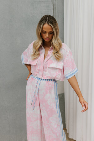 Esimio Cropped Shirt - Pink Floral/Blue Stripe