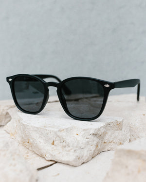 Chelsea Sunglasses - Matte Black