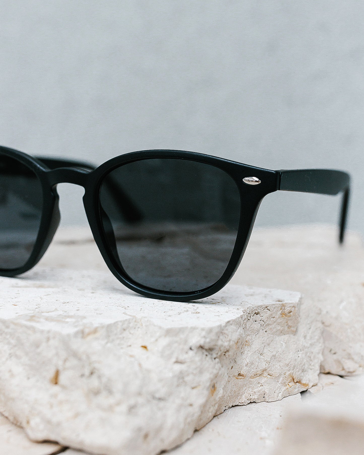 Chelsea Sunglasses - Matte Black