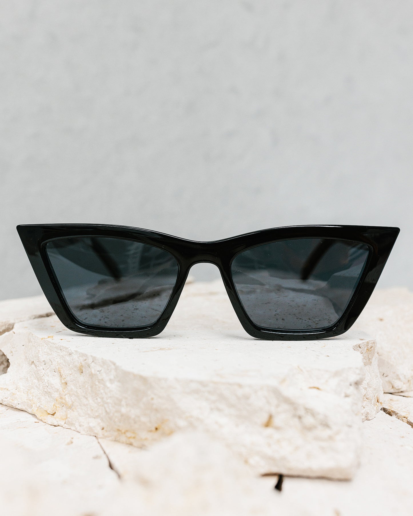 Van Saint Sunglasses - Black