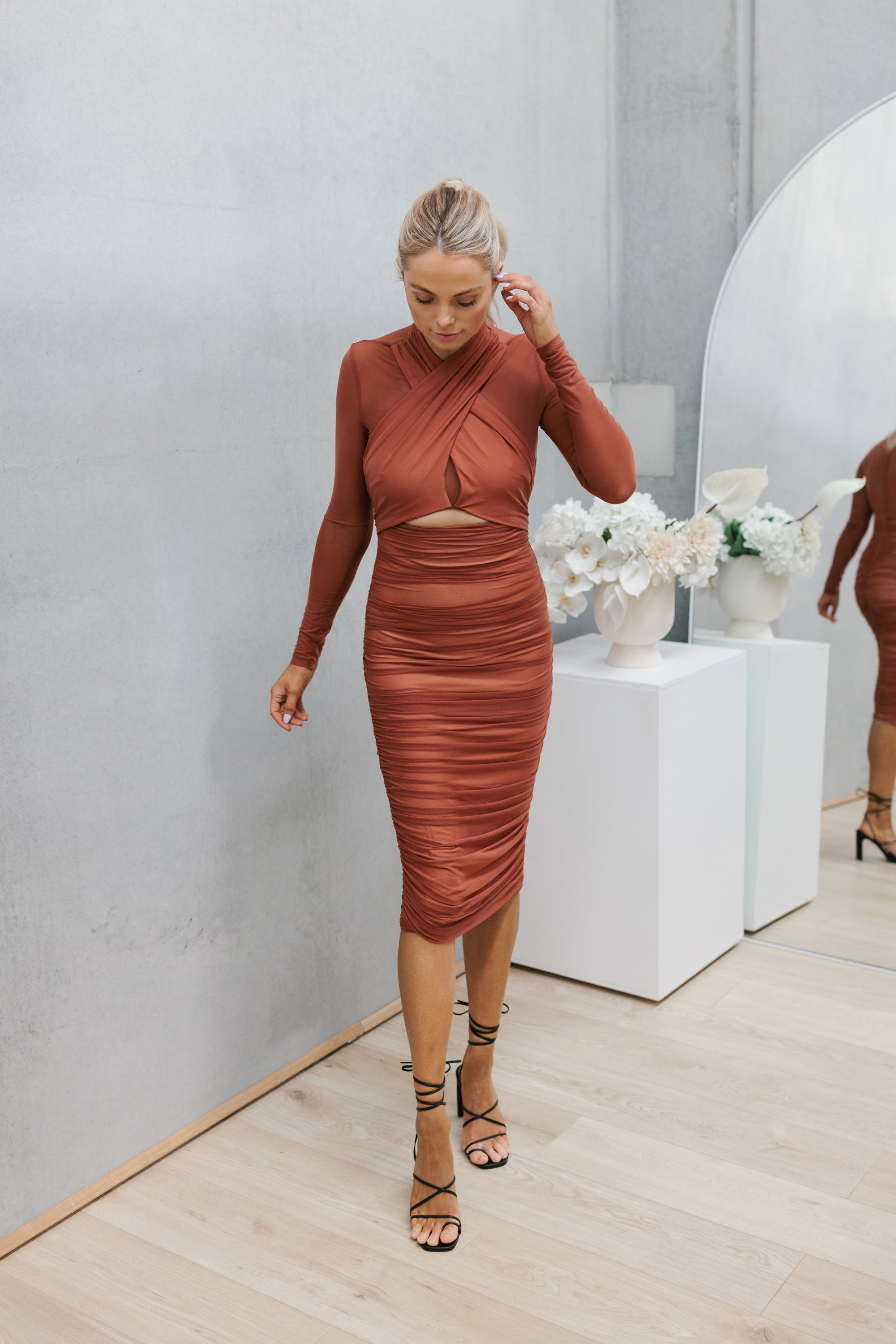 Vega Dress Rust