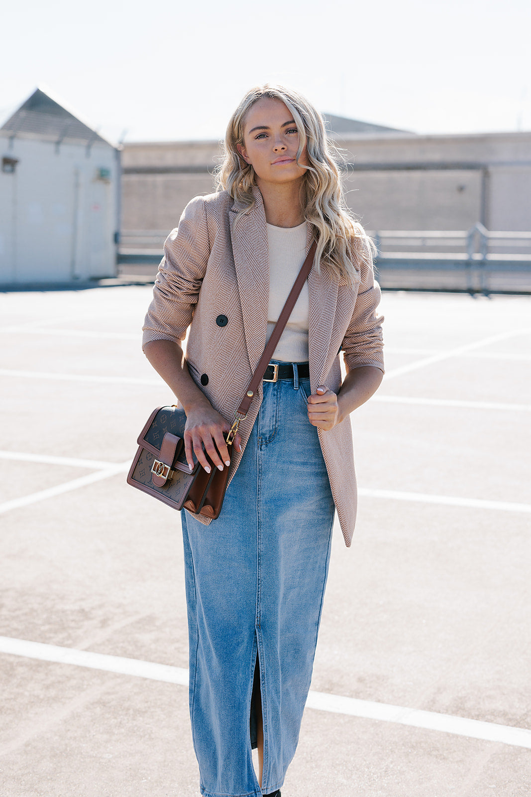 Mila Blazer Beige
