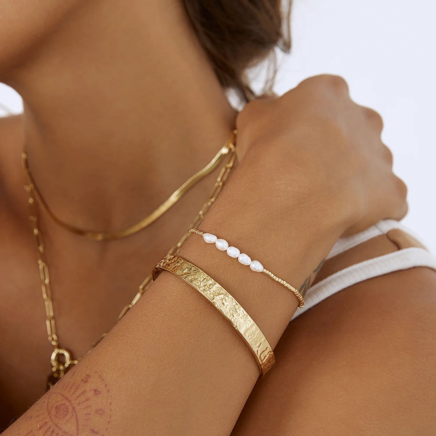 Seline Pearl Bracelet Gold