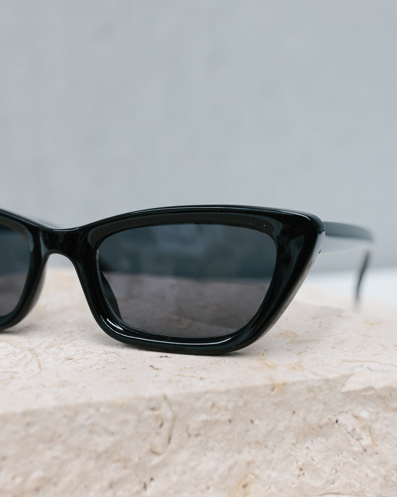 Dolce Vita Sunglasses - Black