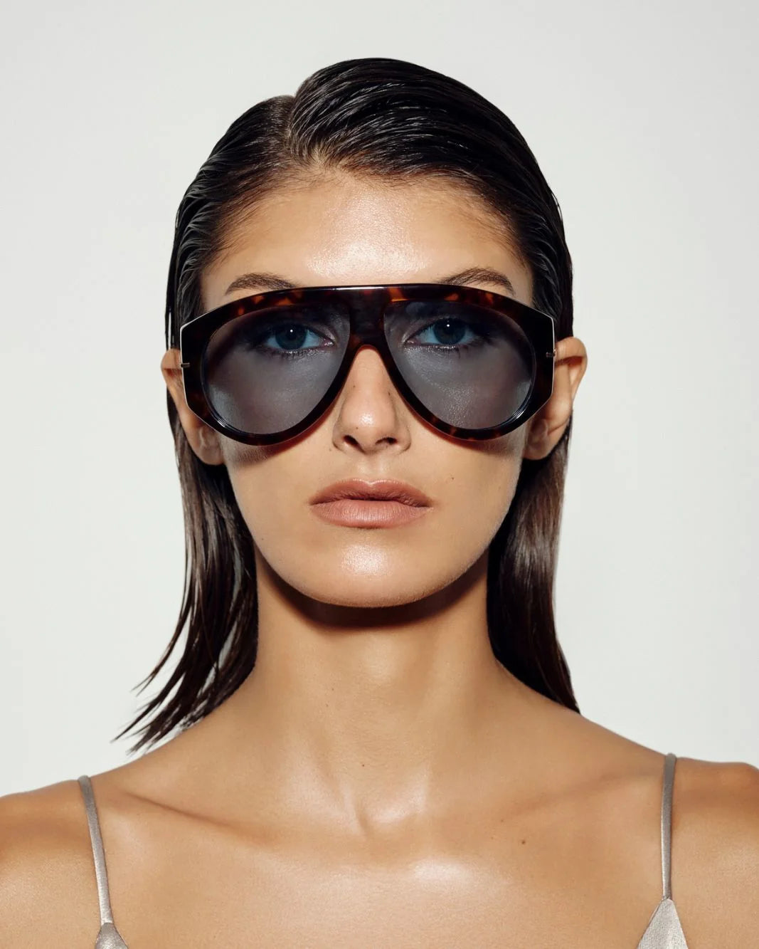 Amelia Sunglasses Dark Havana Tort Blue