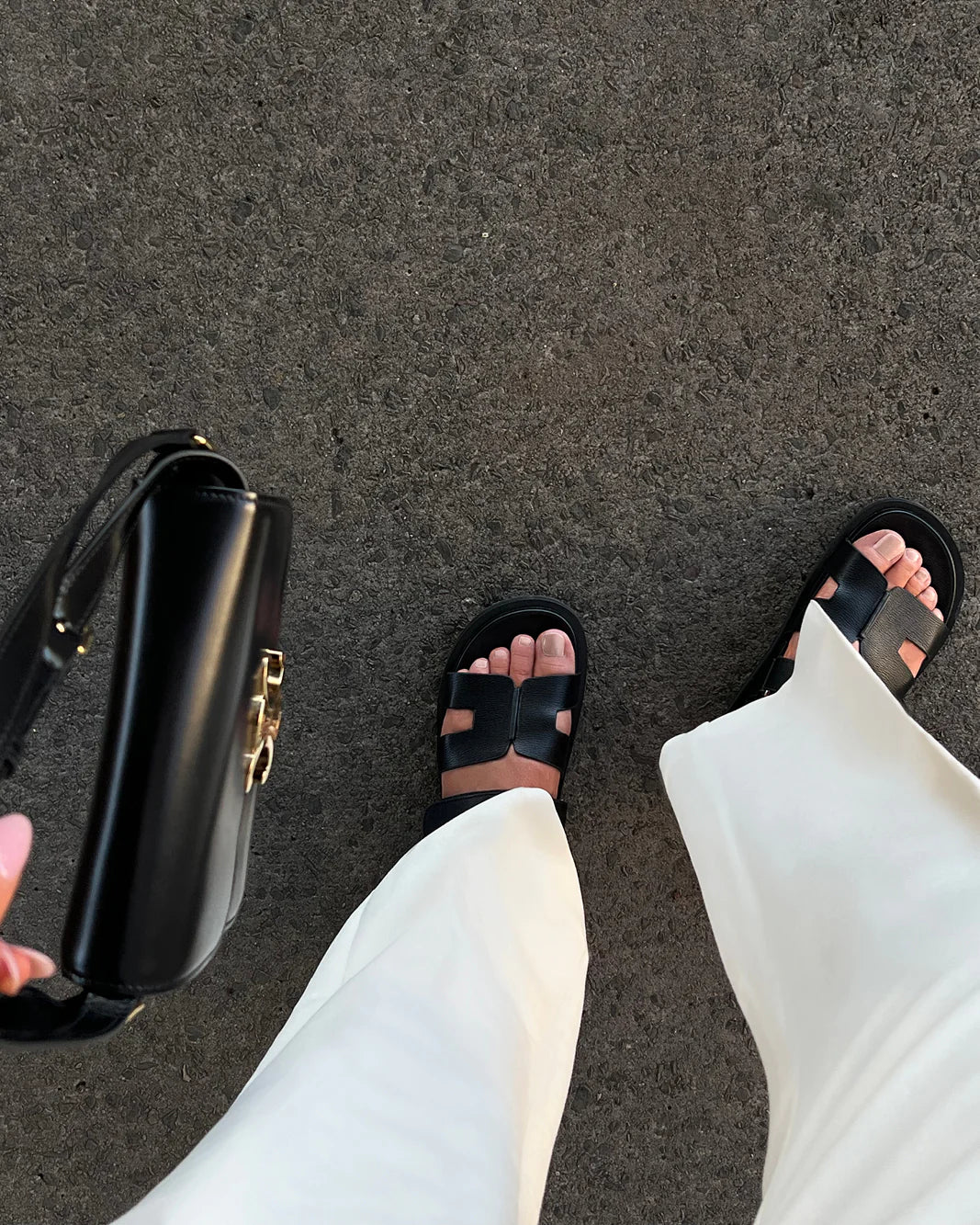 Theon Sandal Black