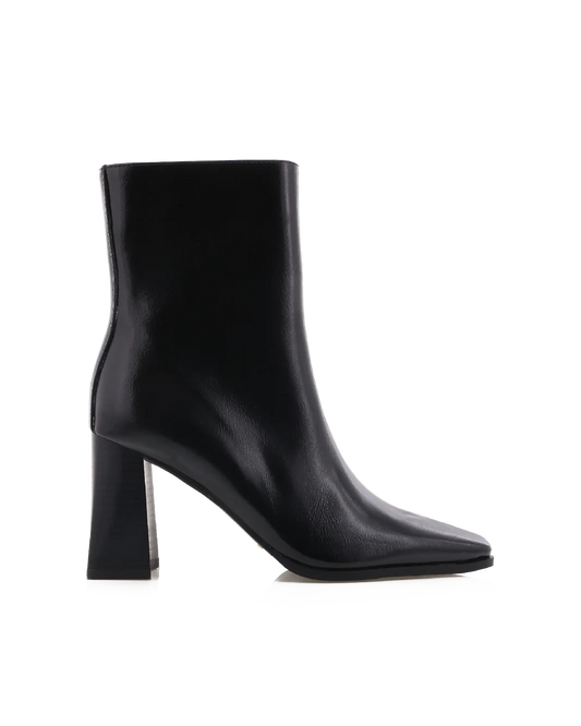 Wez Ankle Boots - Black Shine