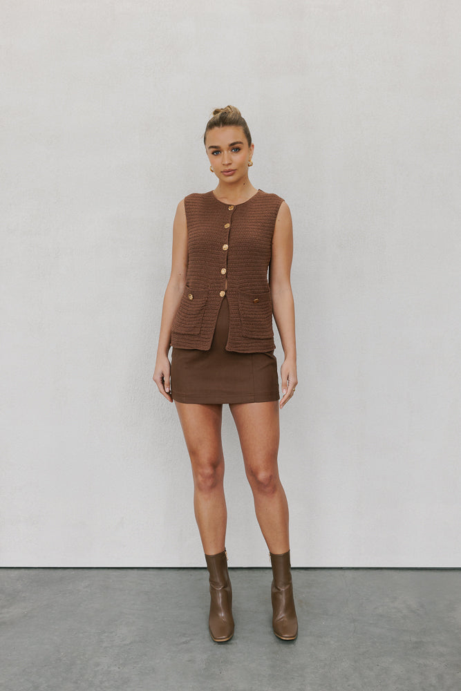 Warin Vest Brown
