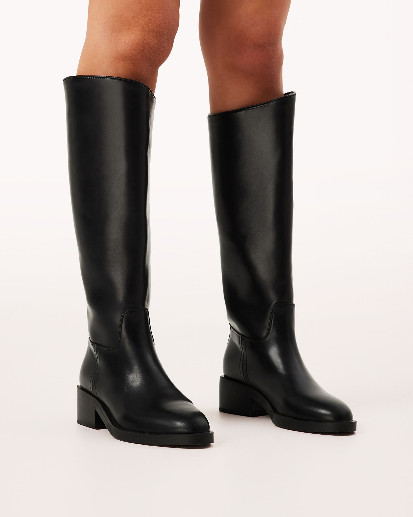 Quincy Knee-high Boots Black