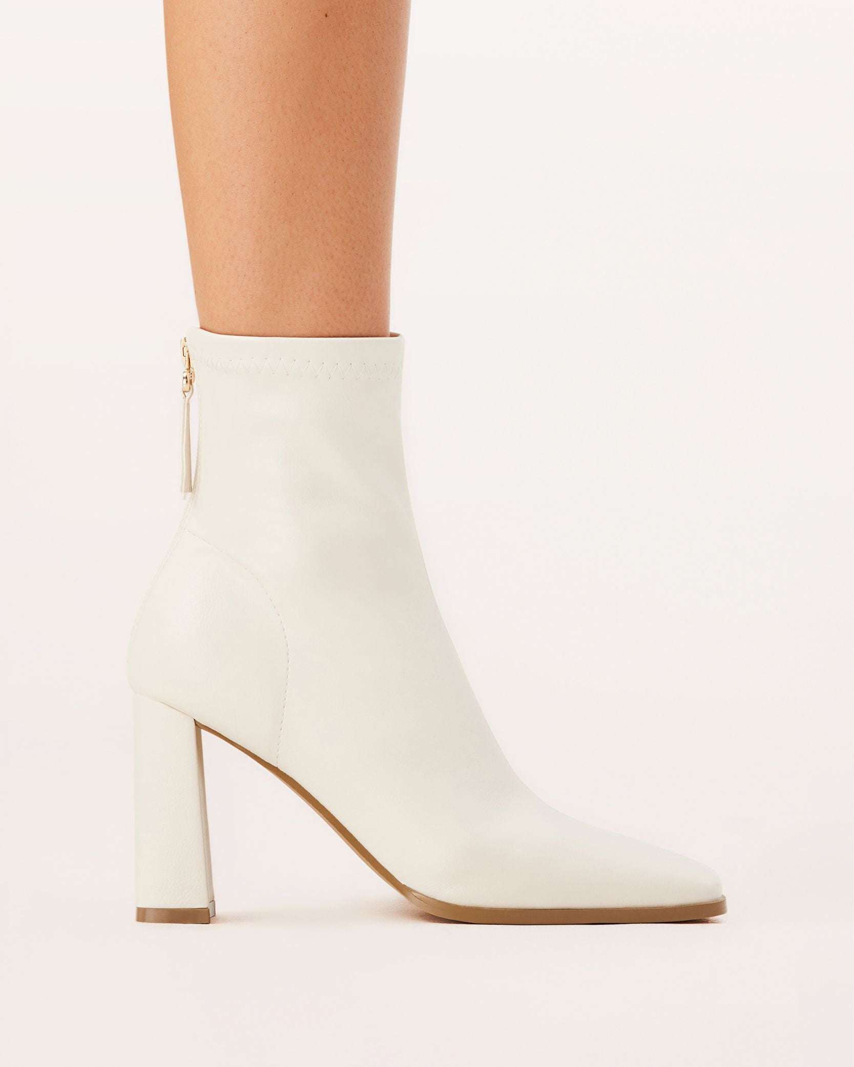 Zade Ankle Boots Ivory