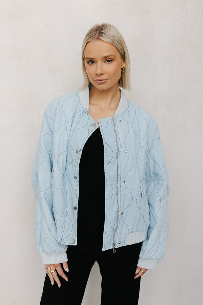 Inese Bomber Jacket - Washed Light Denim