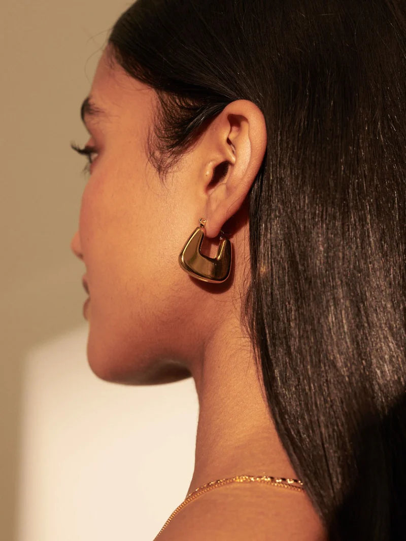 Holly Earrings Gold