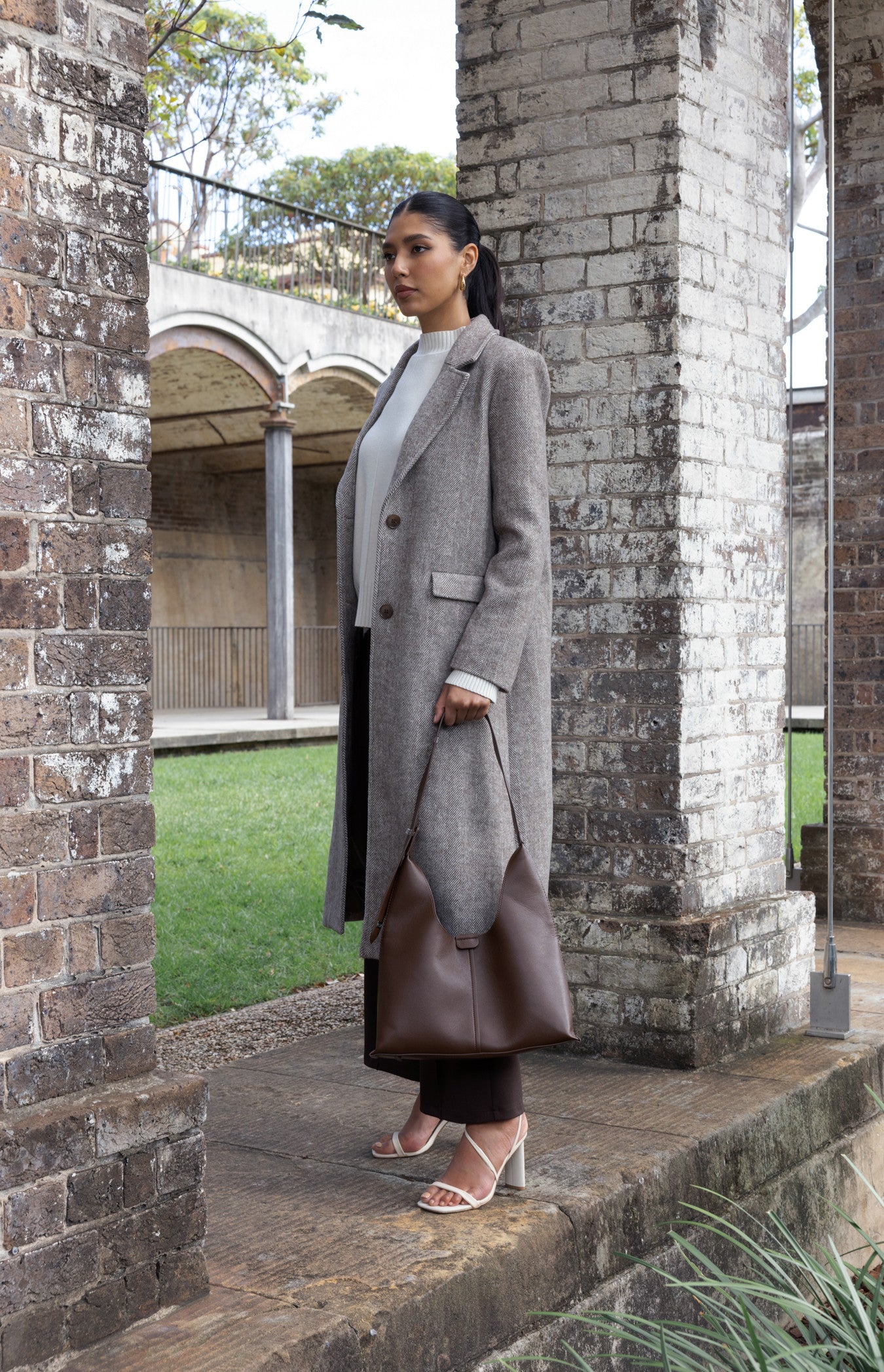 Sharmaine Shoulder Bag - Expresso Brown
