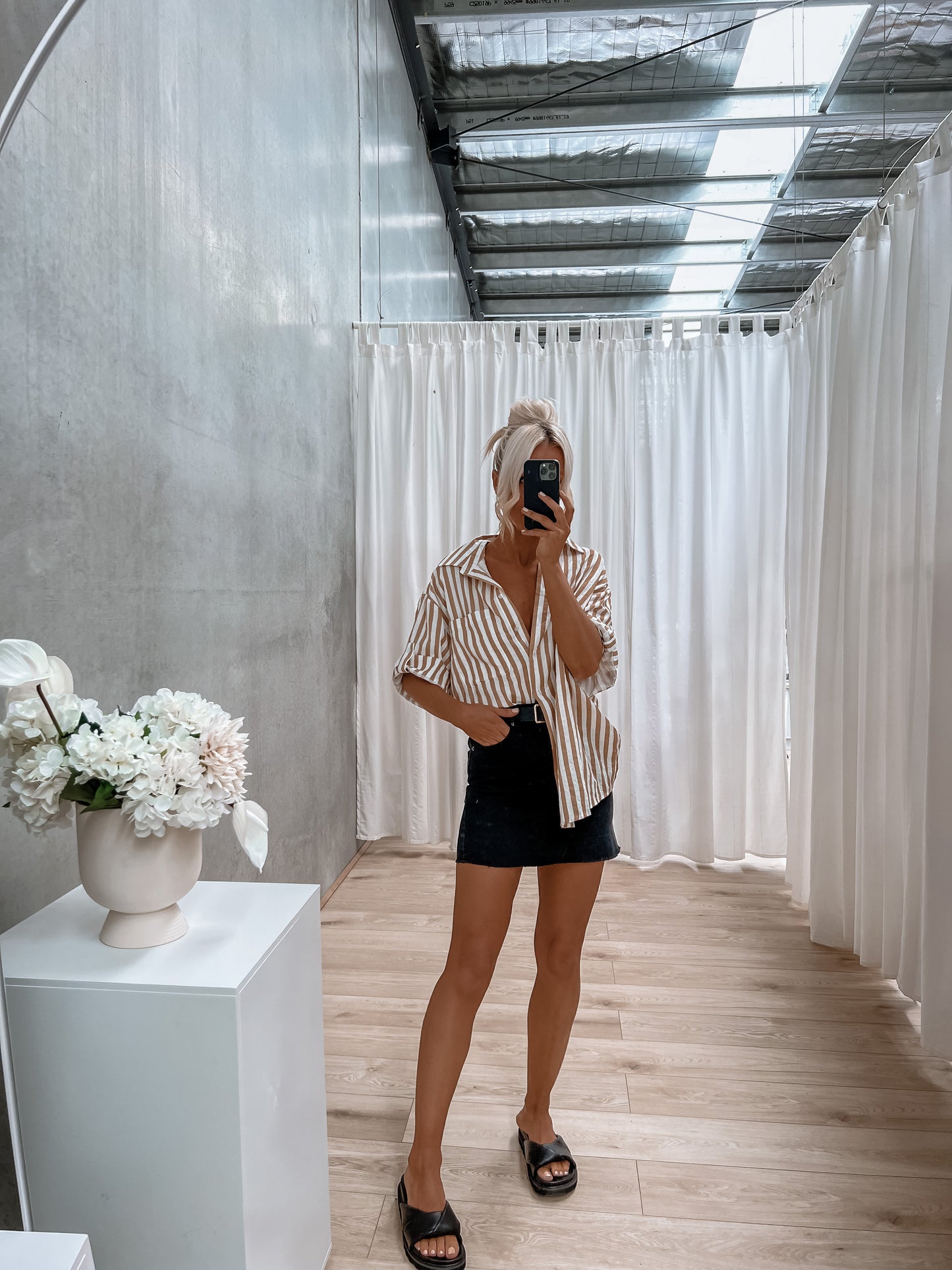 Krisha Shirt - Tan / White Stripe